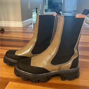 Ganni Cleated Chelsea Boot Size EU 41